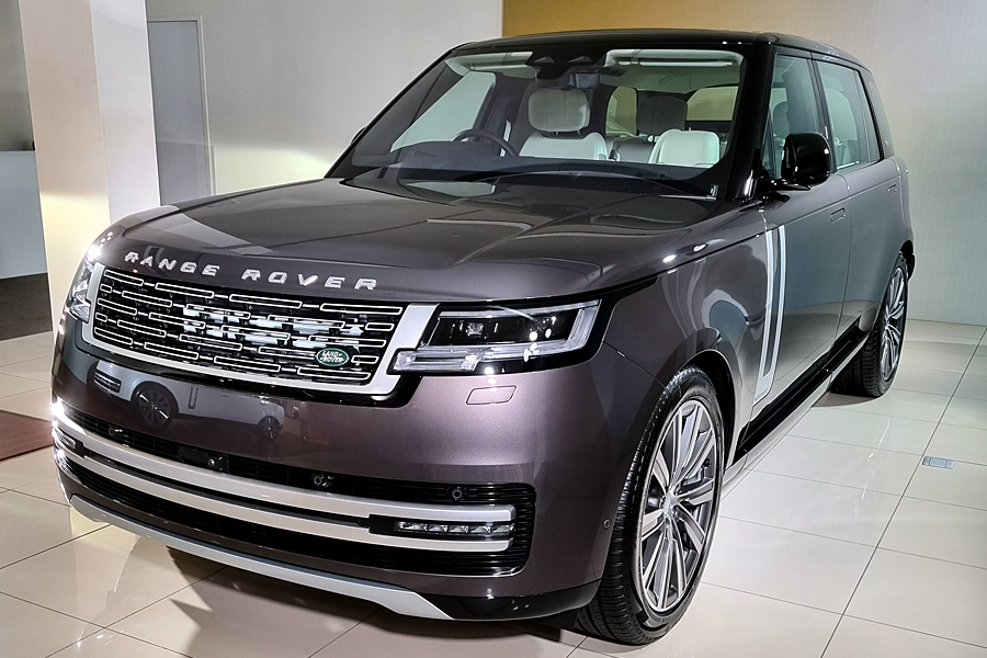 The Range Rover's front has been simplified further, but the imposing stance remains.